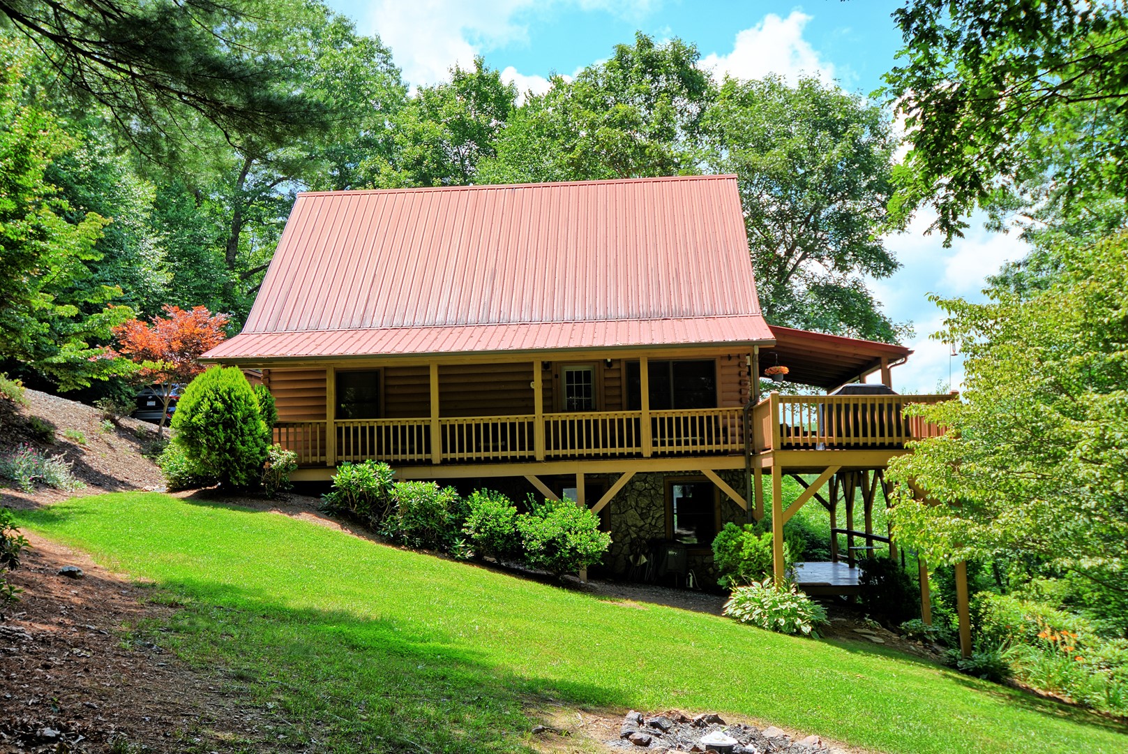 Rustic River Escape-Jefferson, NC