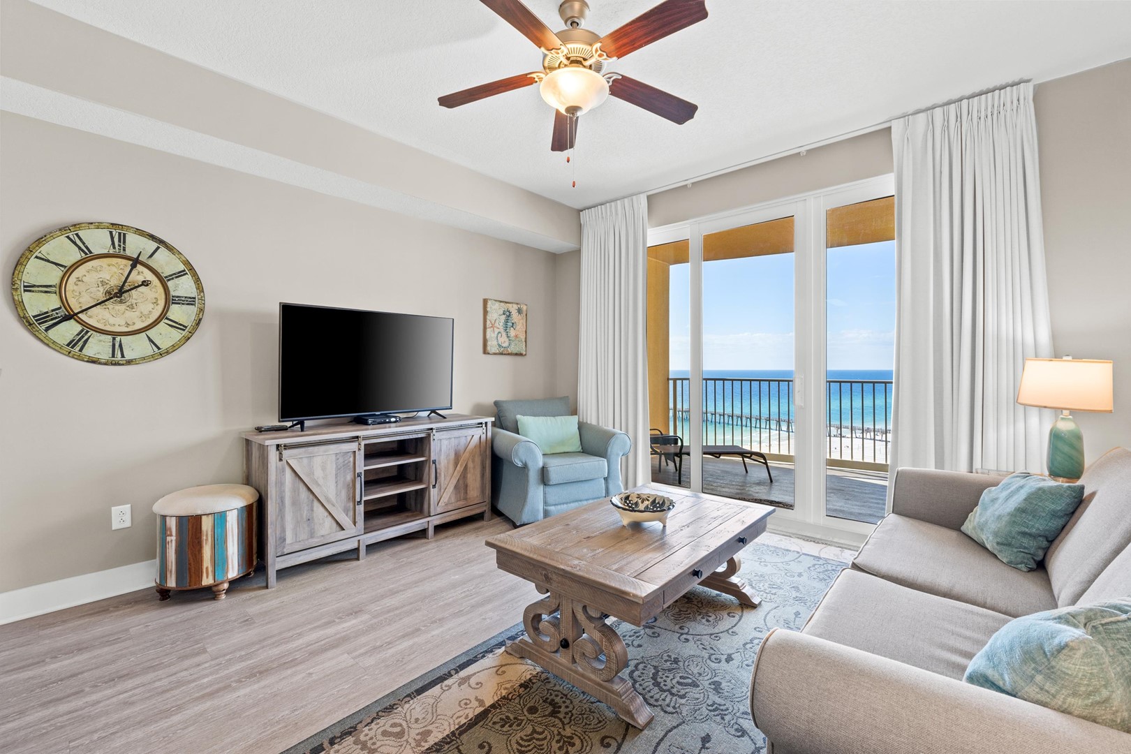 Living Area with Gulf Views