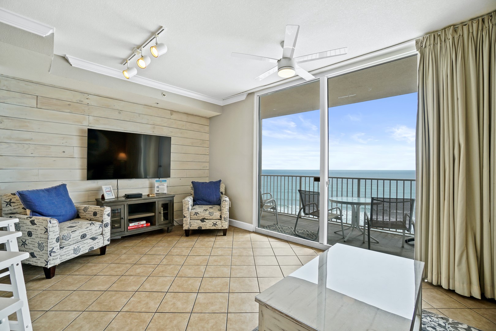 Tidewater Beach Resort 606 Photo