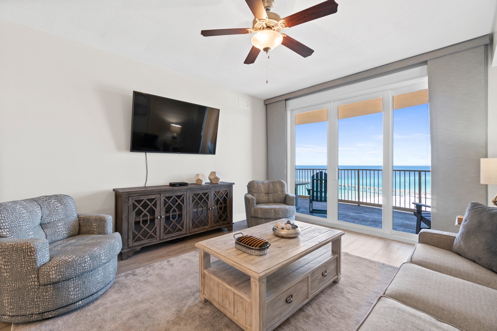 Calypso Resort Tower 3-1402 Photo