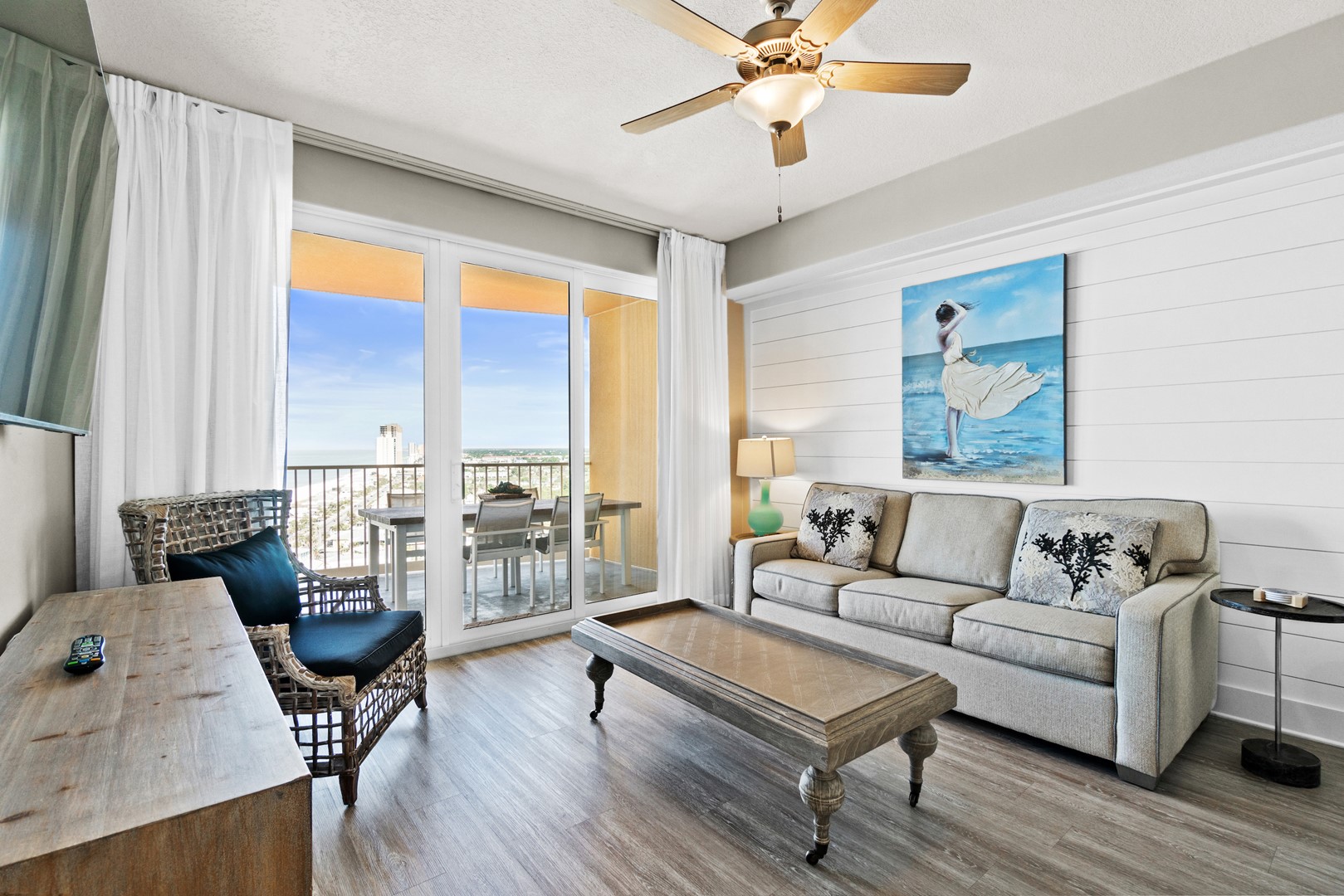 Calypso Resort Tower 3-1909 Photo