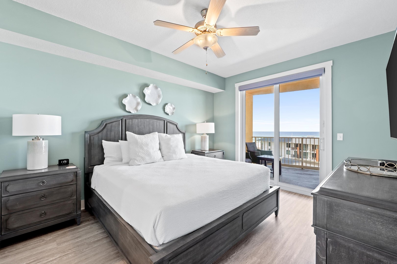 Bedroom with Balcony Access