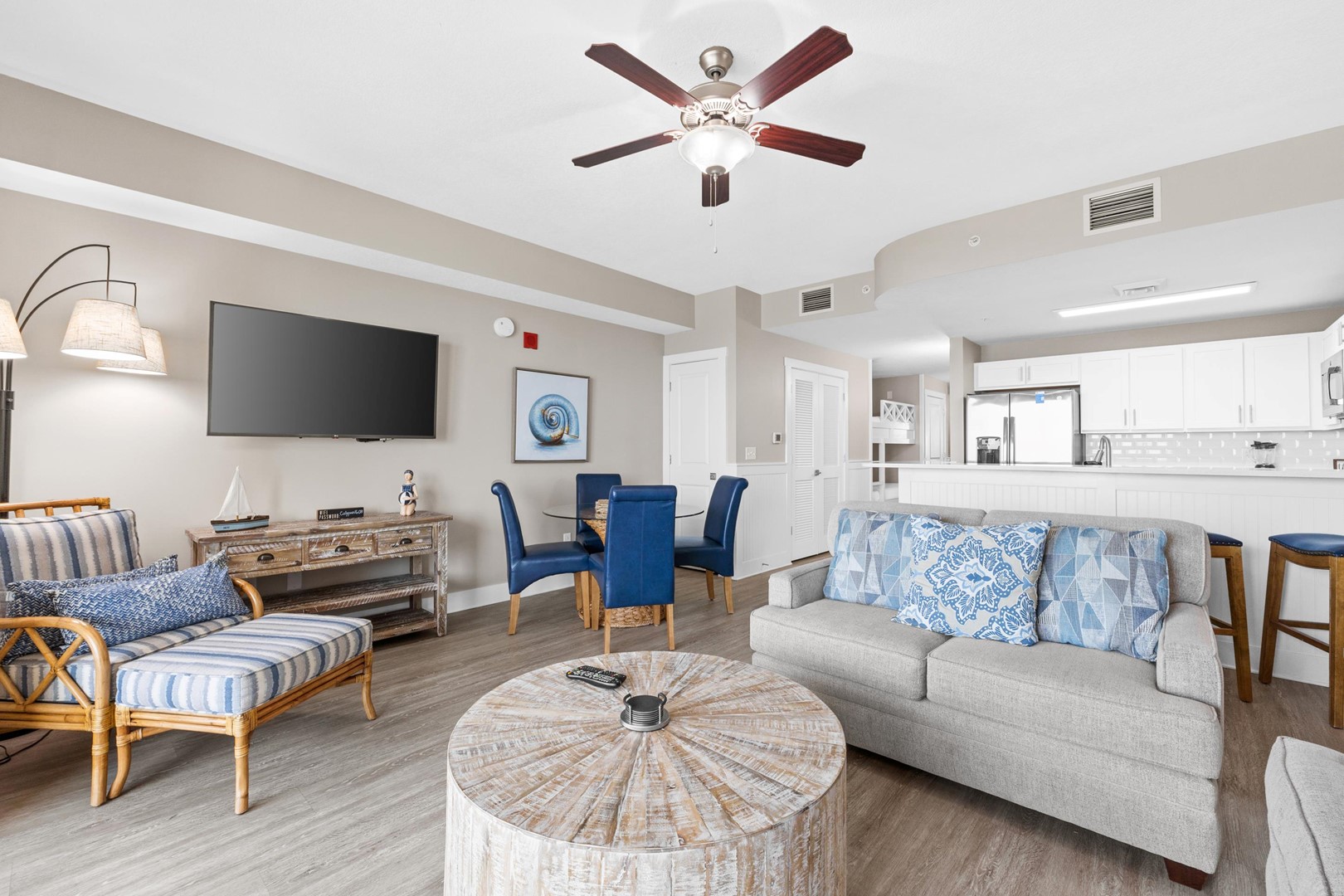 Calypso Resort Tower 3-1608 5