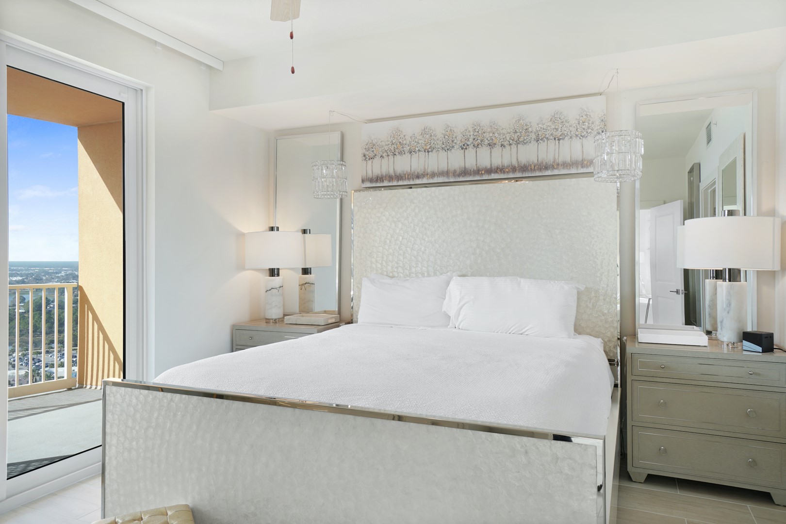 Main Bedroom with King Bed and Gulf Views