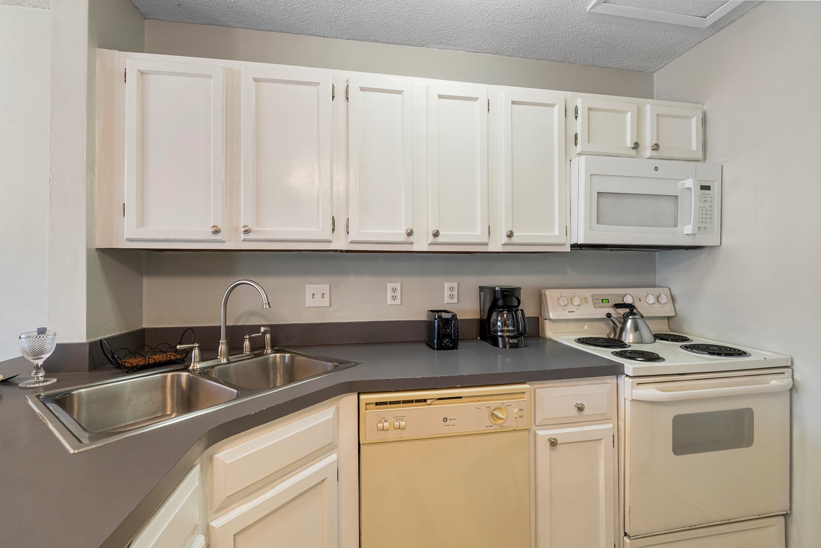 Sandpiper Cove 8241 8