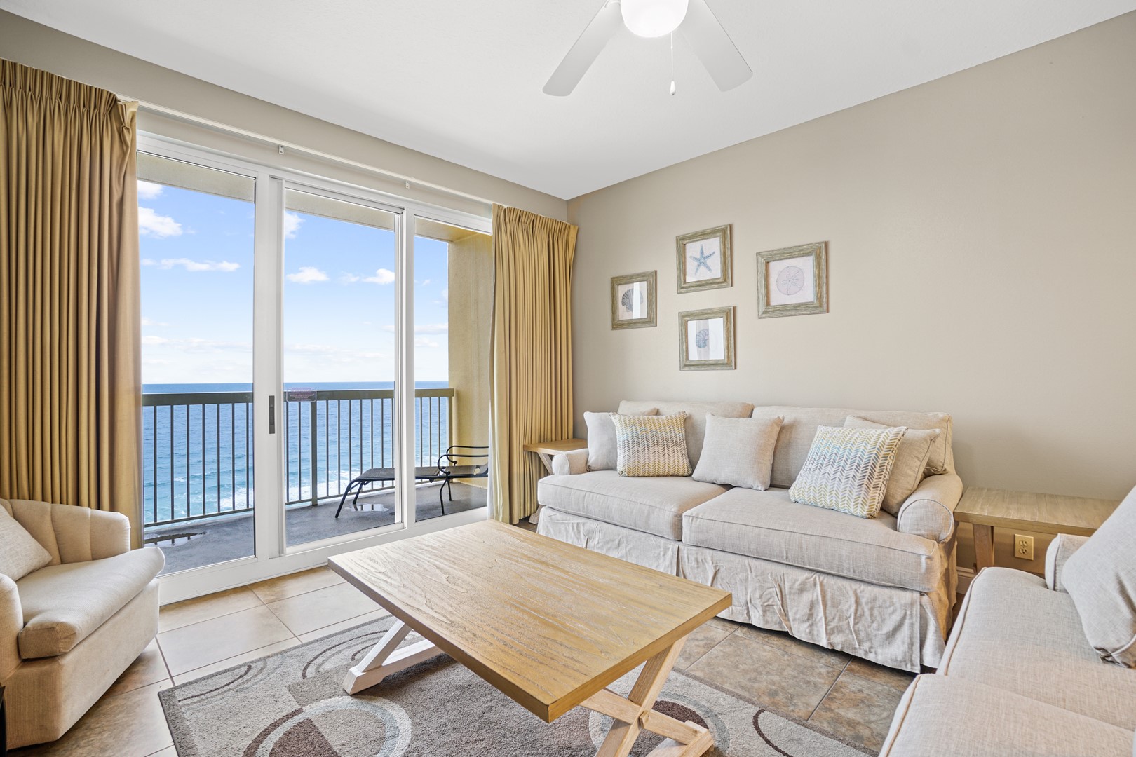 Calypso Resort 1904E Photo