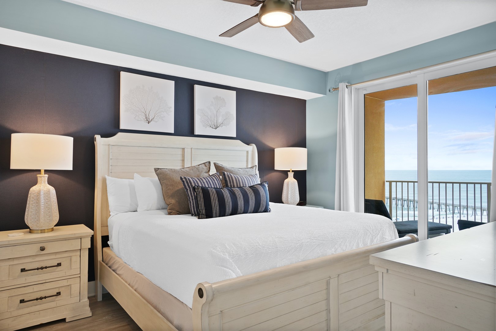 Main Bedroom with King Bed and Gulf Views