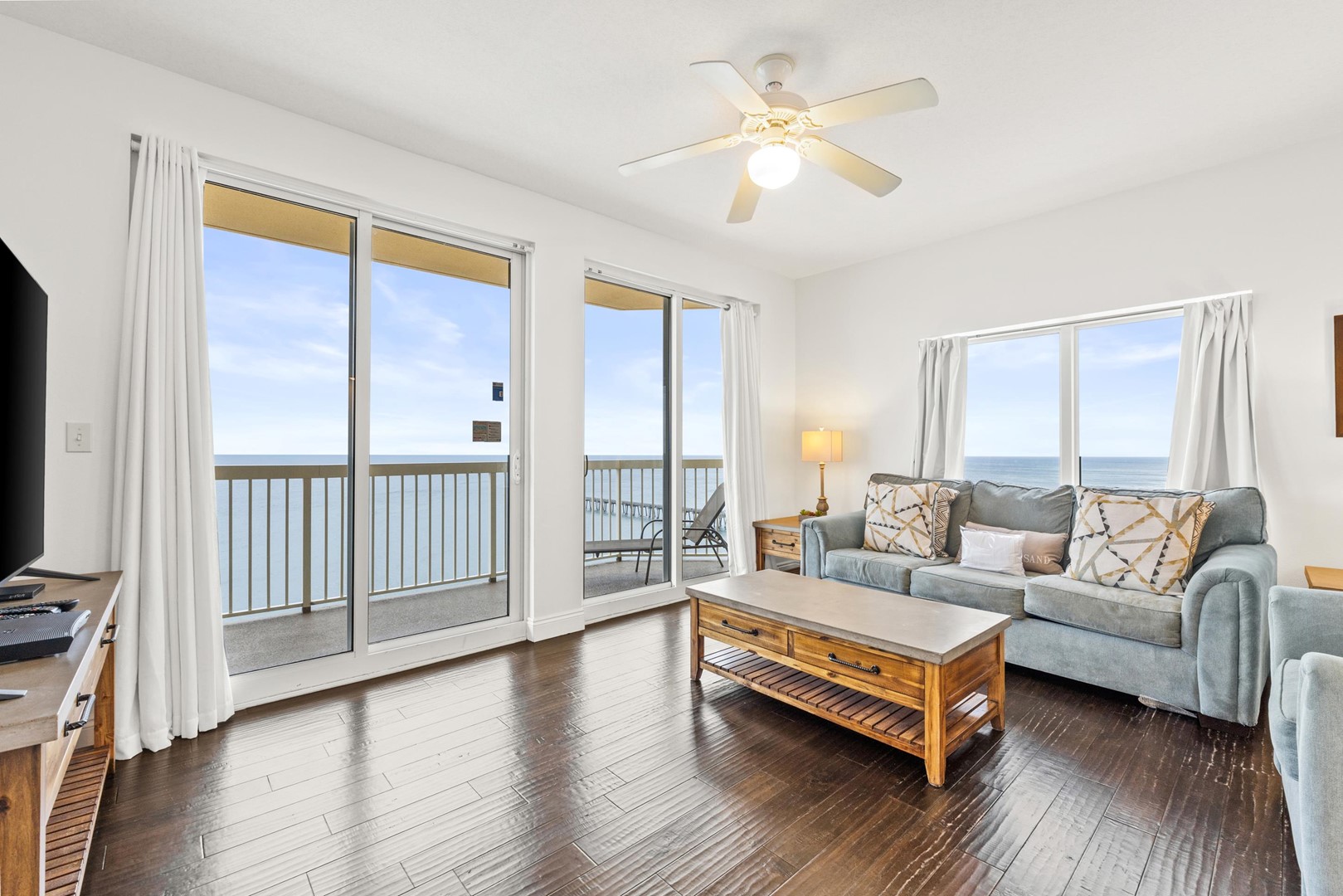 Calypso Resort 1509W Photo