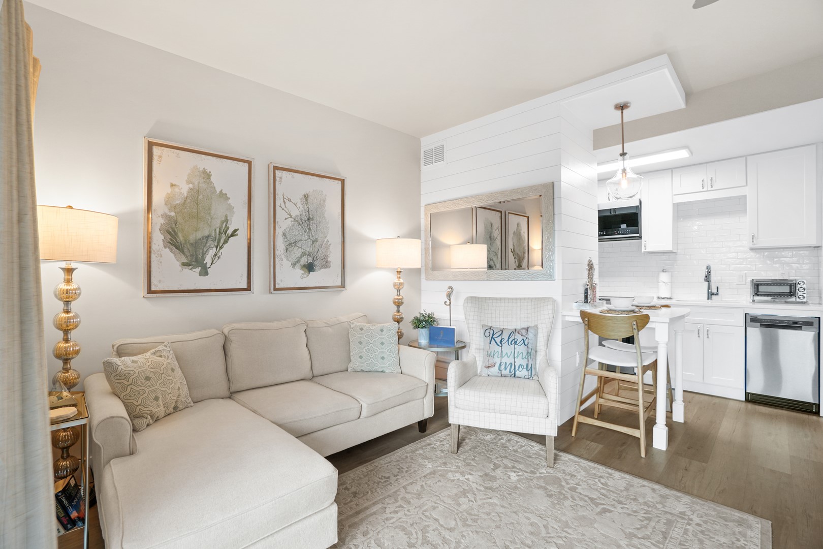 Emerald Hill 25 - The Little Seahorse