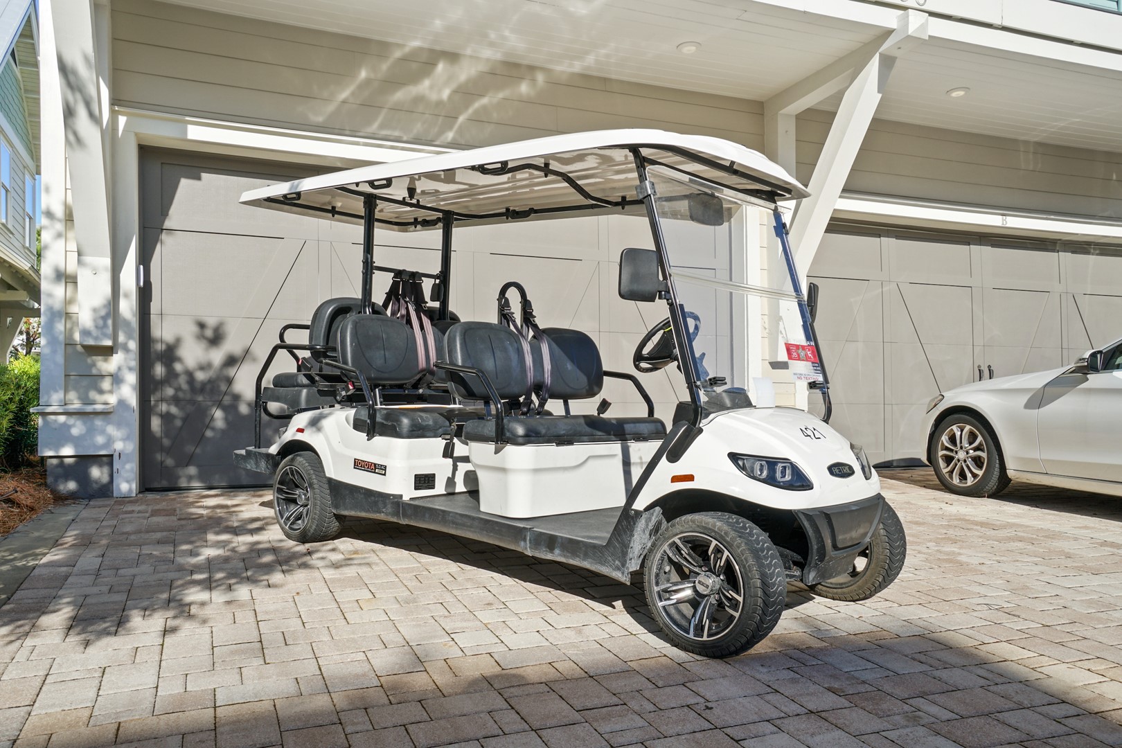 Golf Cart Included with Your Rental! 