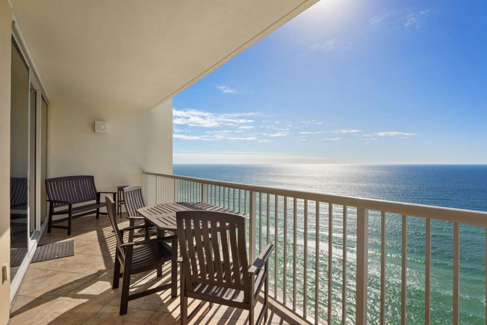 Majestic Beach Resort 1-2104 5