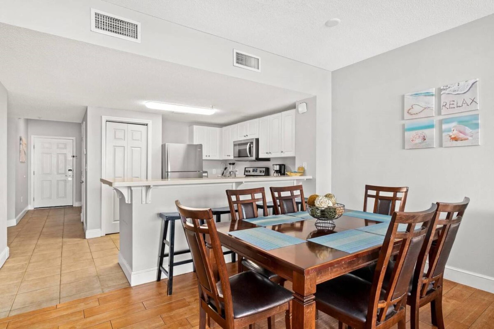 Majestic Beach Resort 1-2104 8