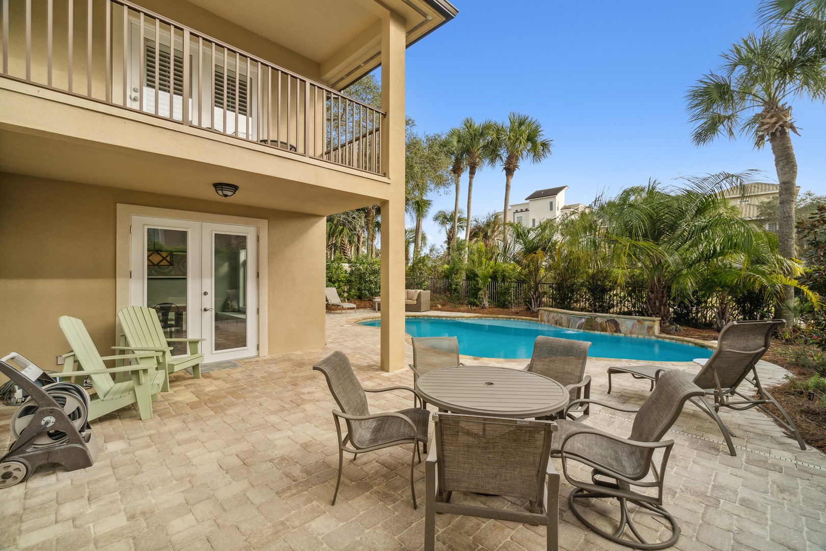 Destiny East Beach House - Villa Ciao Bella 8