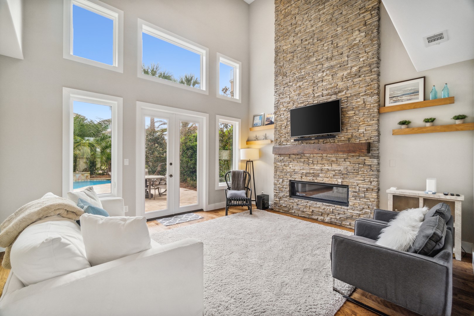 Destiny East Beach House - Villa Ciao Bella 5