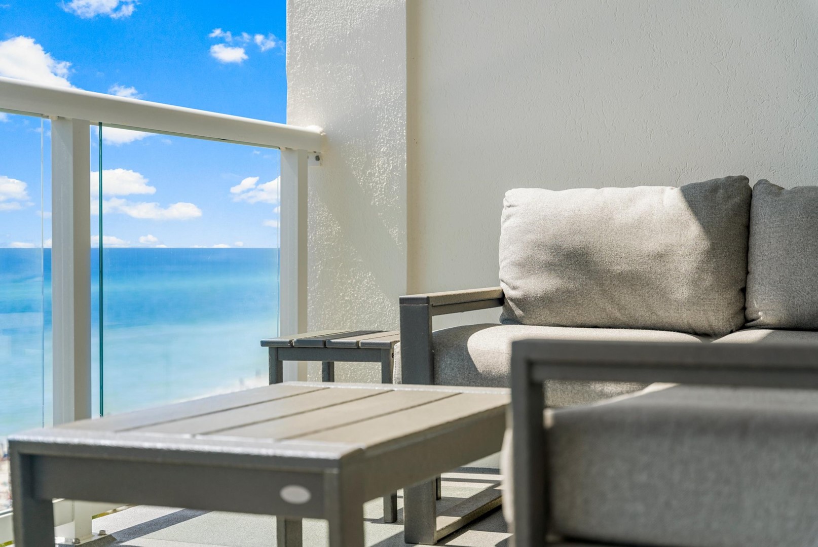 Villas at Sunset - Rosey's Retreat 8