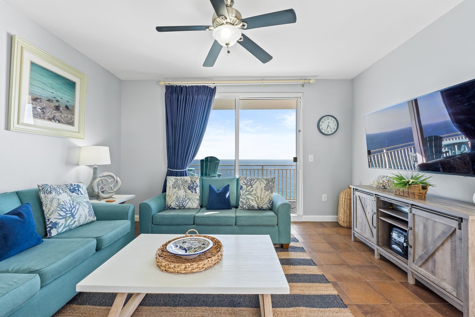 Living Area with Gulf Views