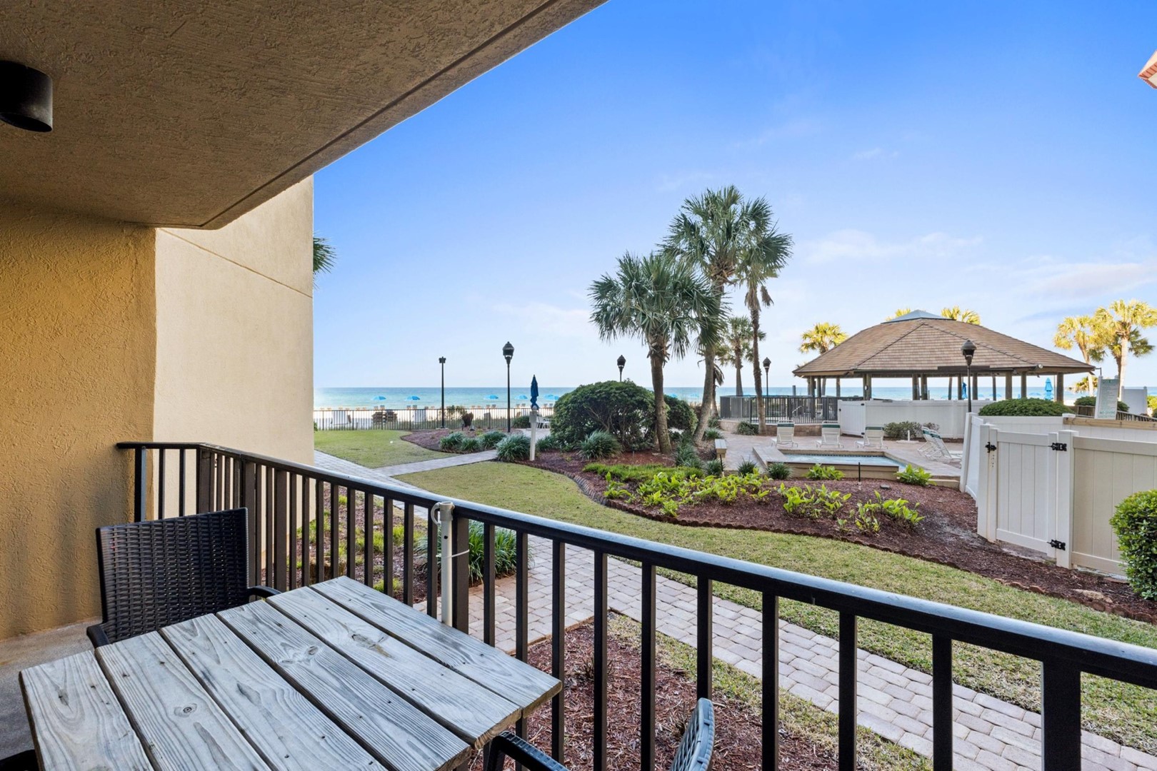 Summerhouse 109B Photo