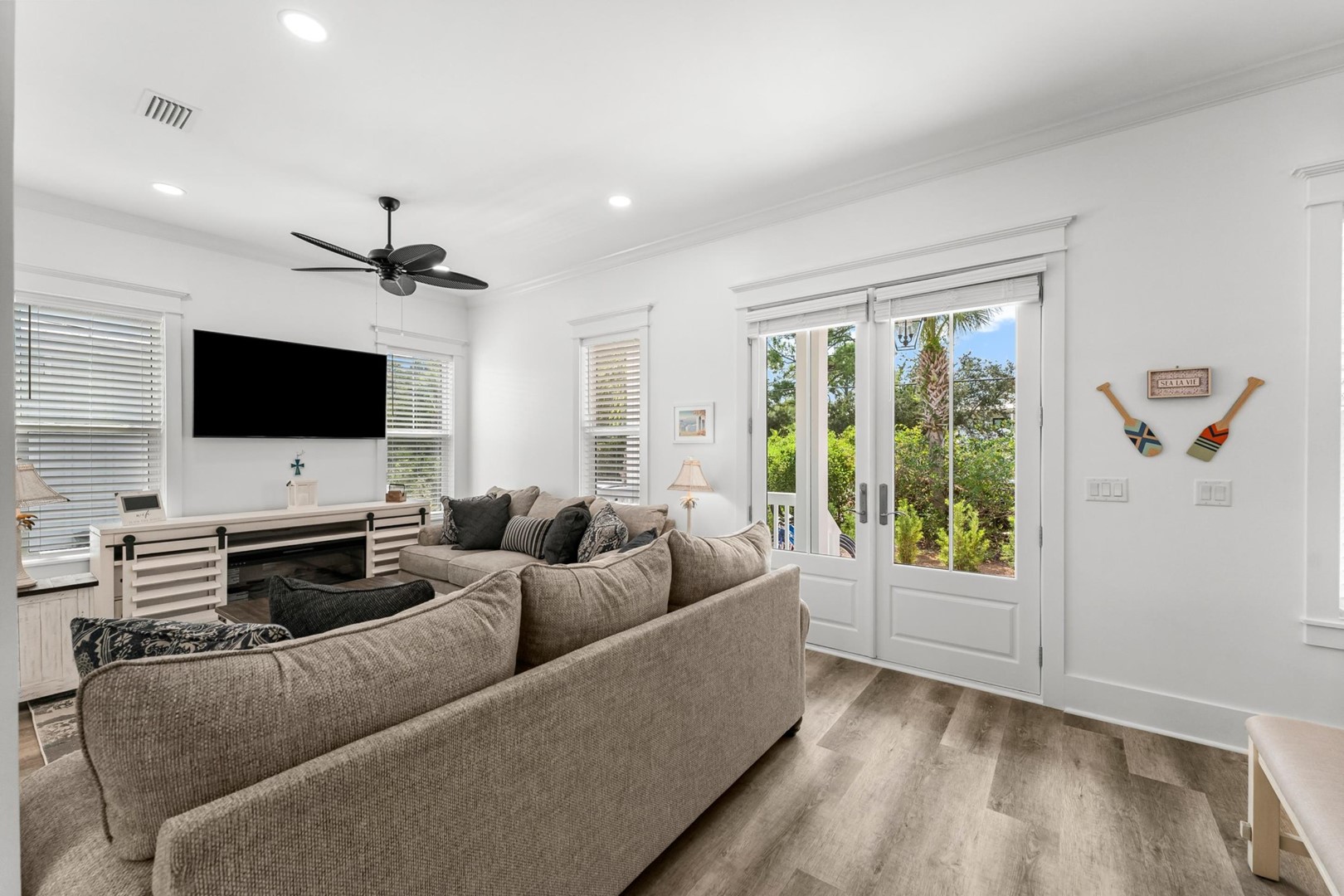 Cottages at Eastern Lake - Sea La Vie 8