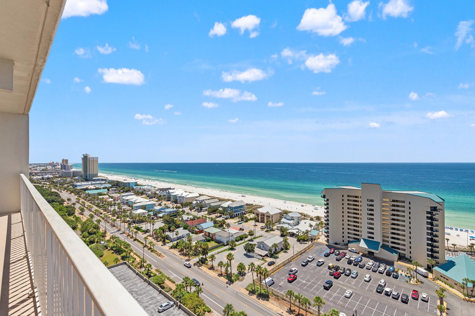 Laketown Wharf 1712 8