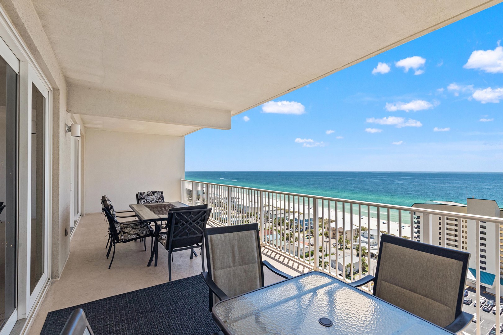 Laketown Wharf 1712 2
