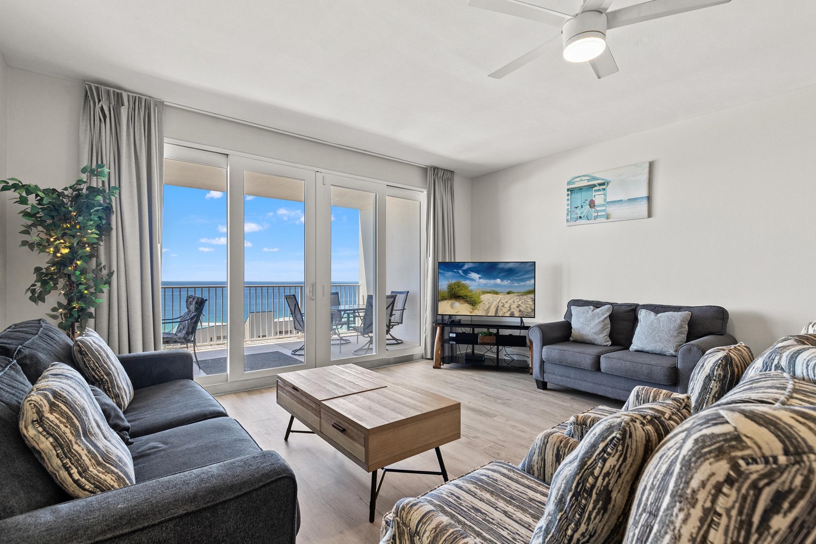 Laketown Wharf 1712 6
