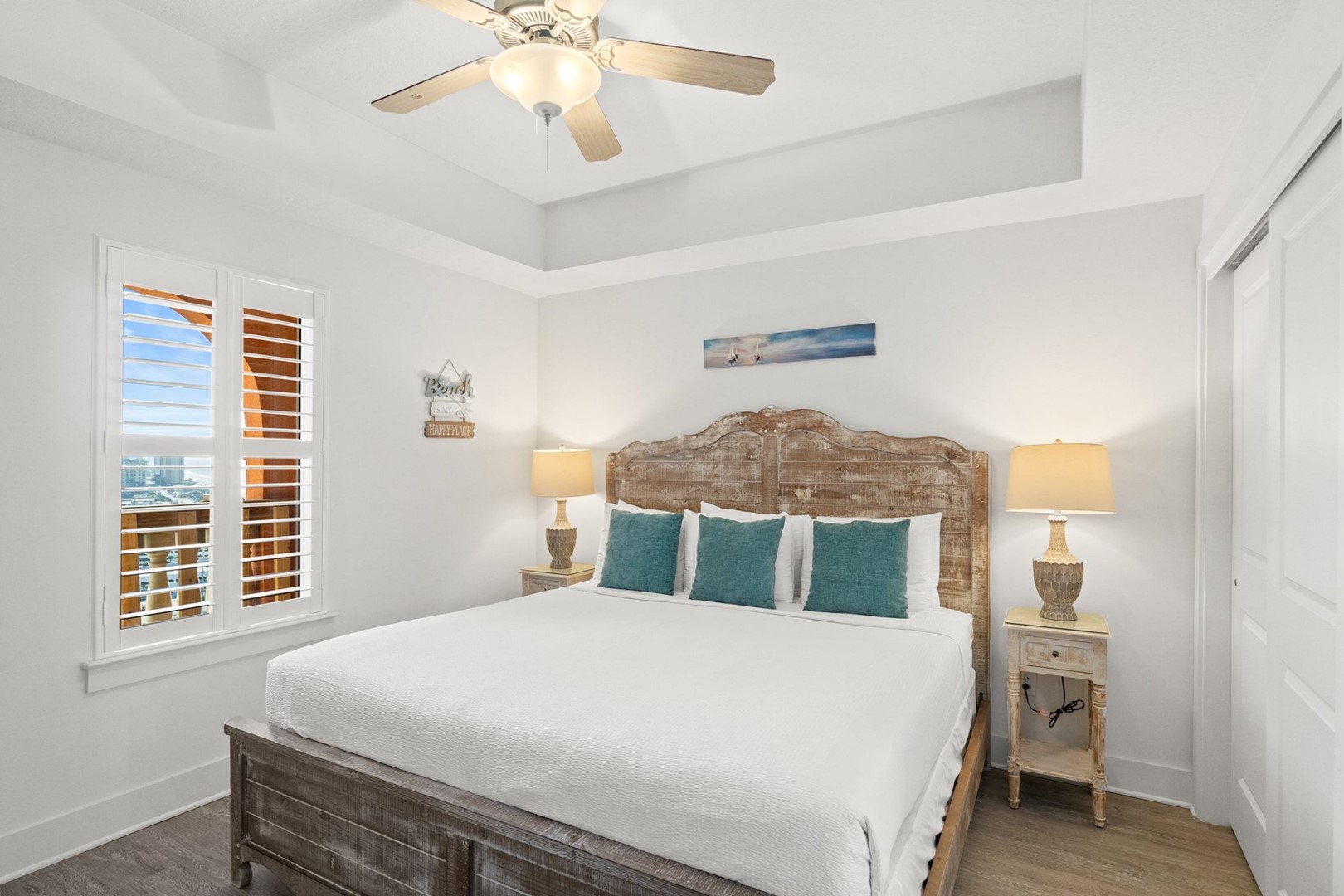 Main Bedroom with King Bed