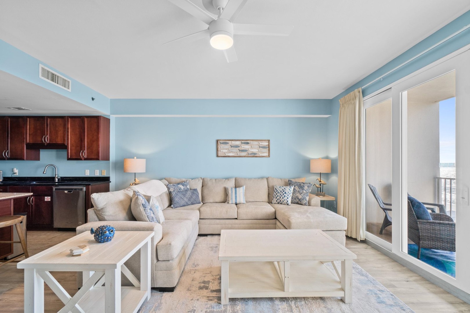 Laketown Wharf 1518 2