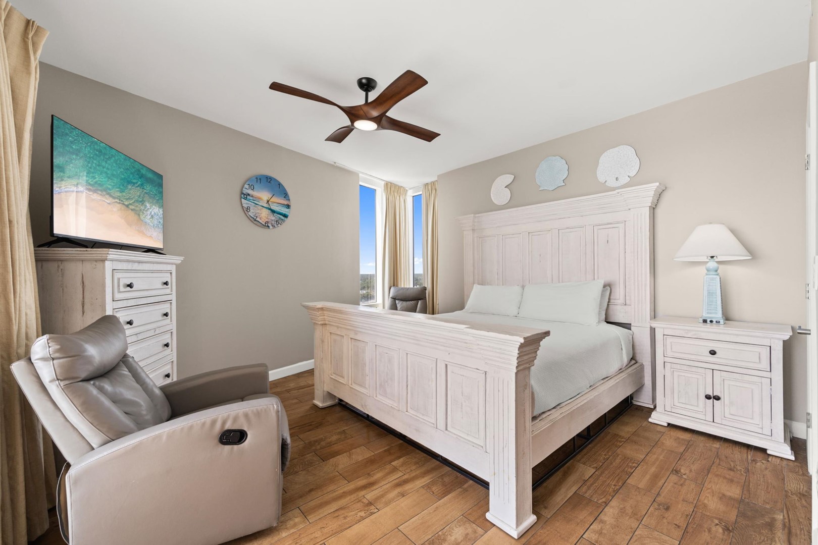 Studio with King Bed