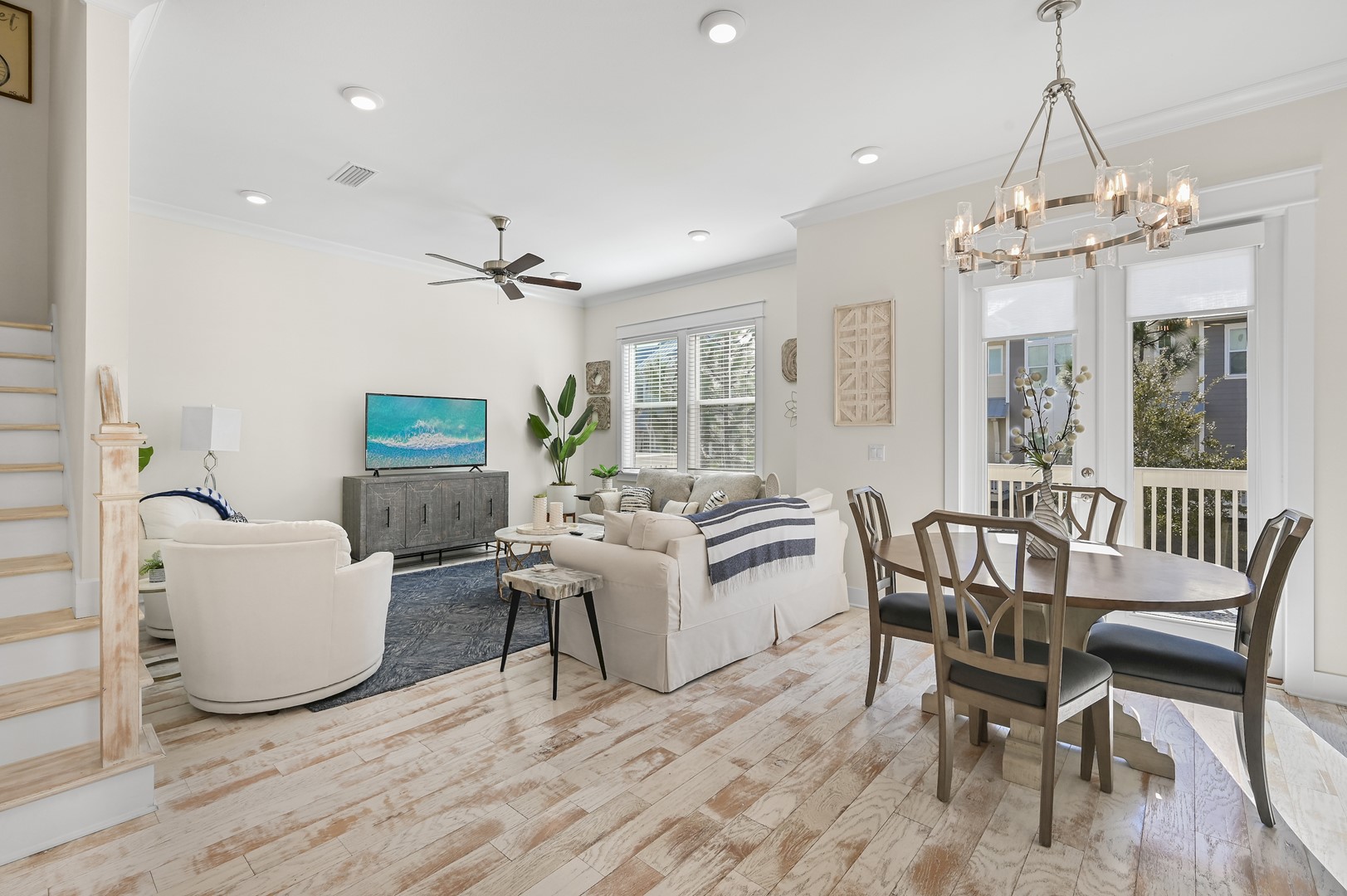 Prominence on 30A - Just Beachin