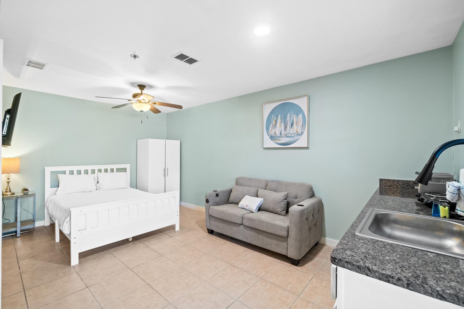 Beach House - Sunset Paradise Studio 7