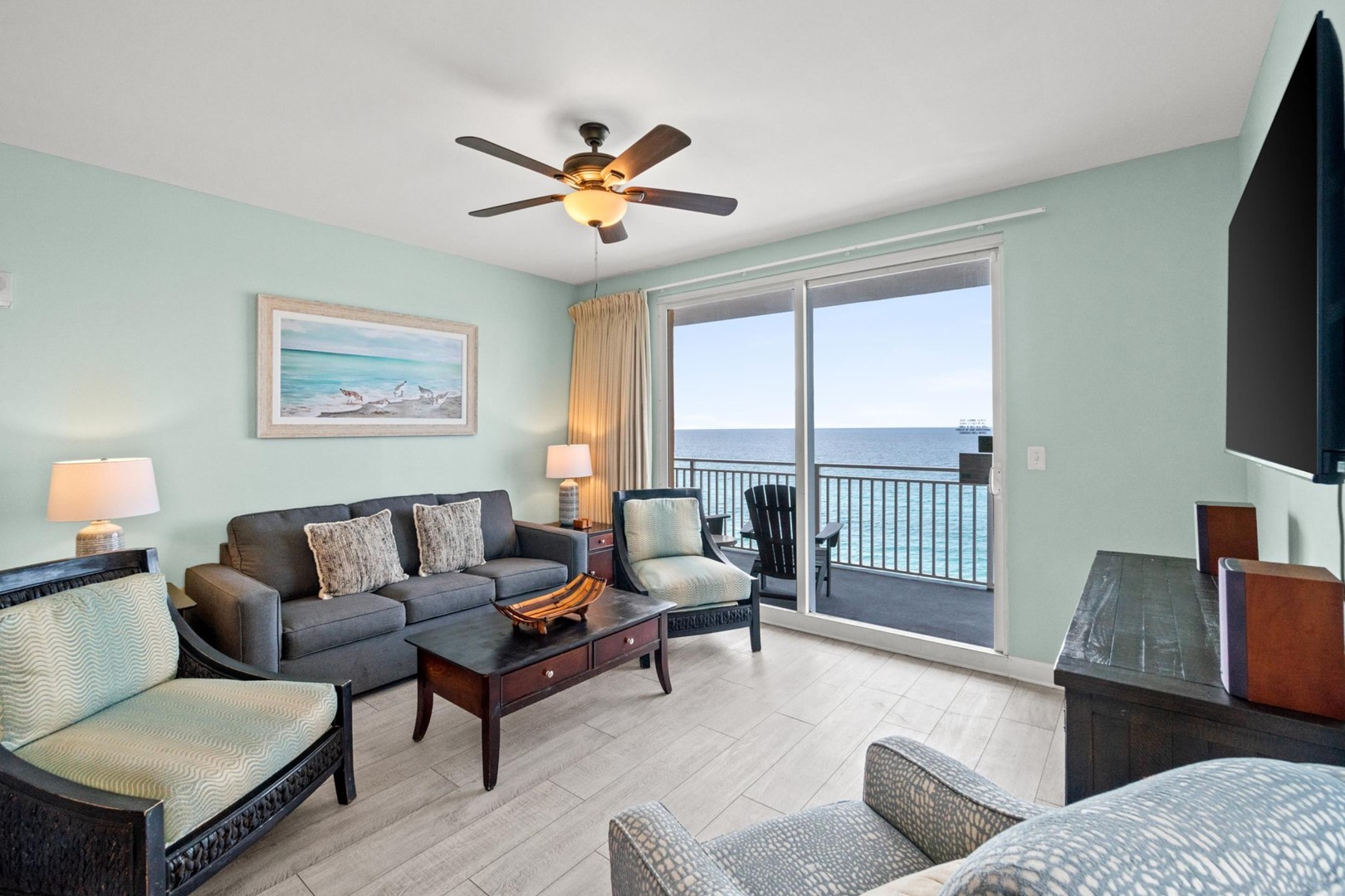 Splash Beach Resort 701E 6