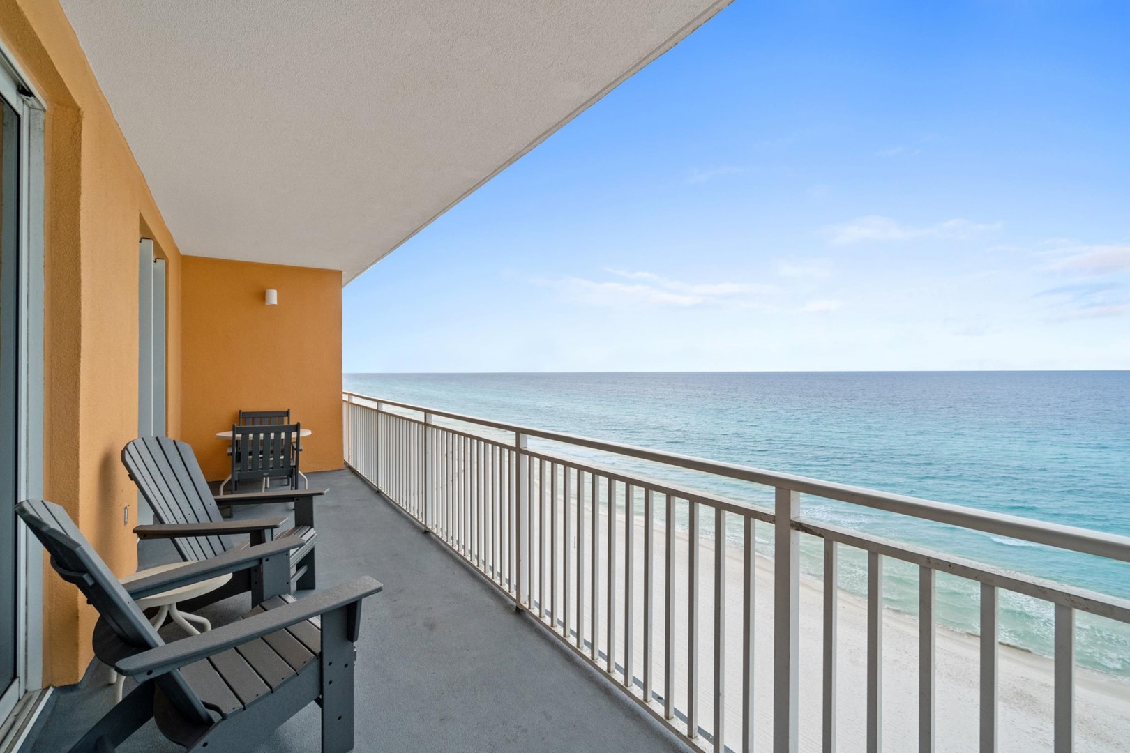 Splash Beach Resort 701E 3