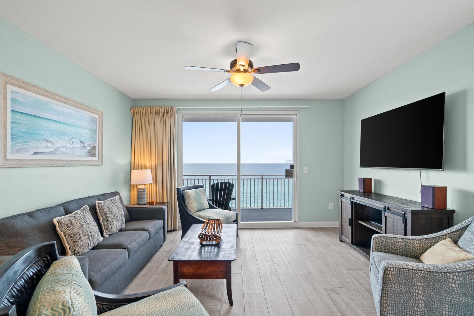 Splash Beach Resort 701E 2