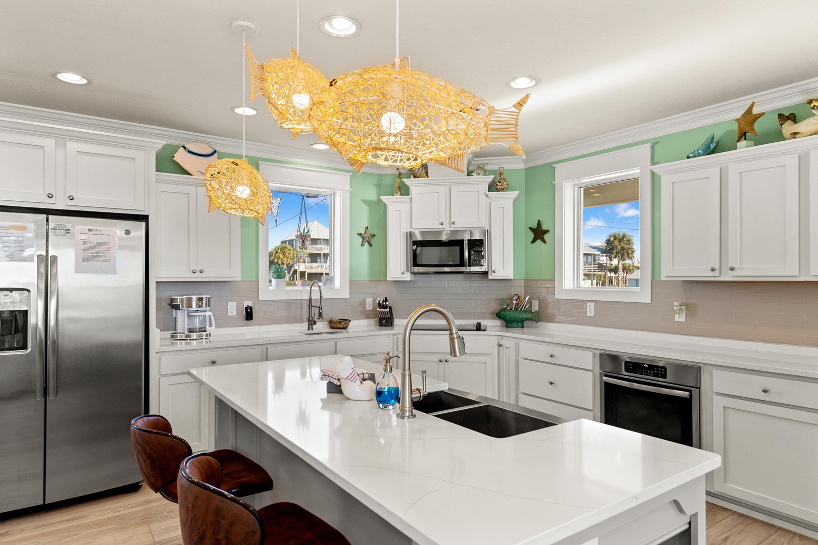 Beach House - Coastal Paradise 4