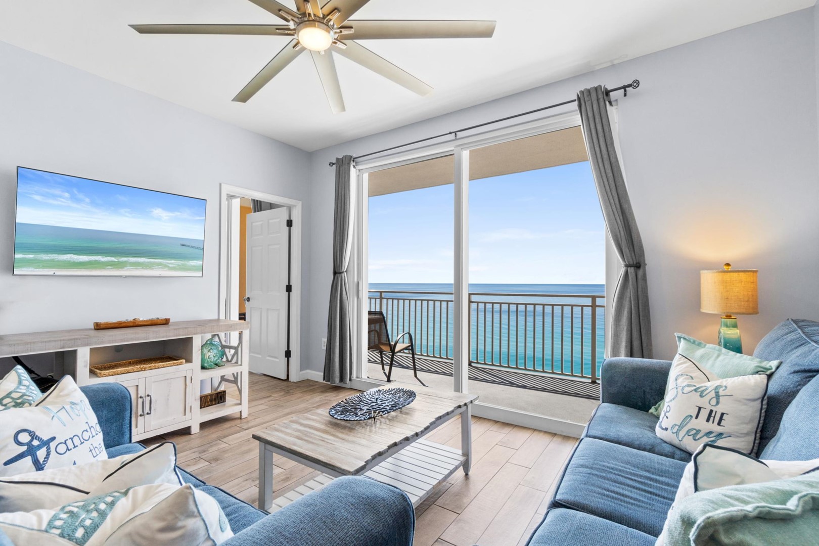 Splash Beach Resort Rental 902E