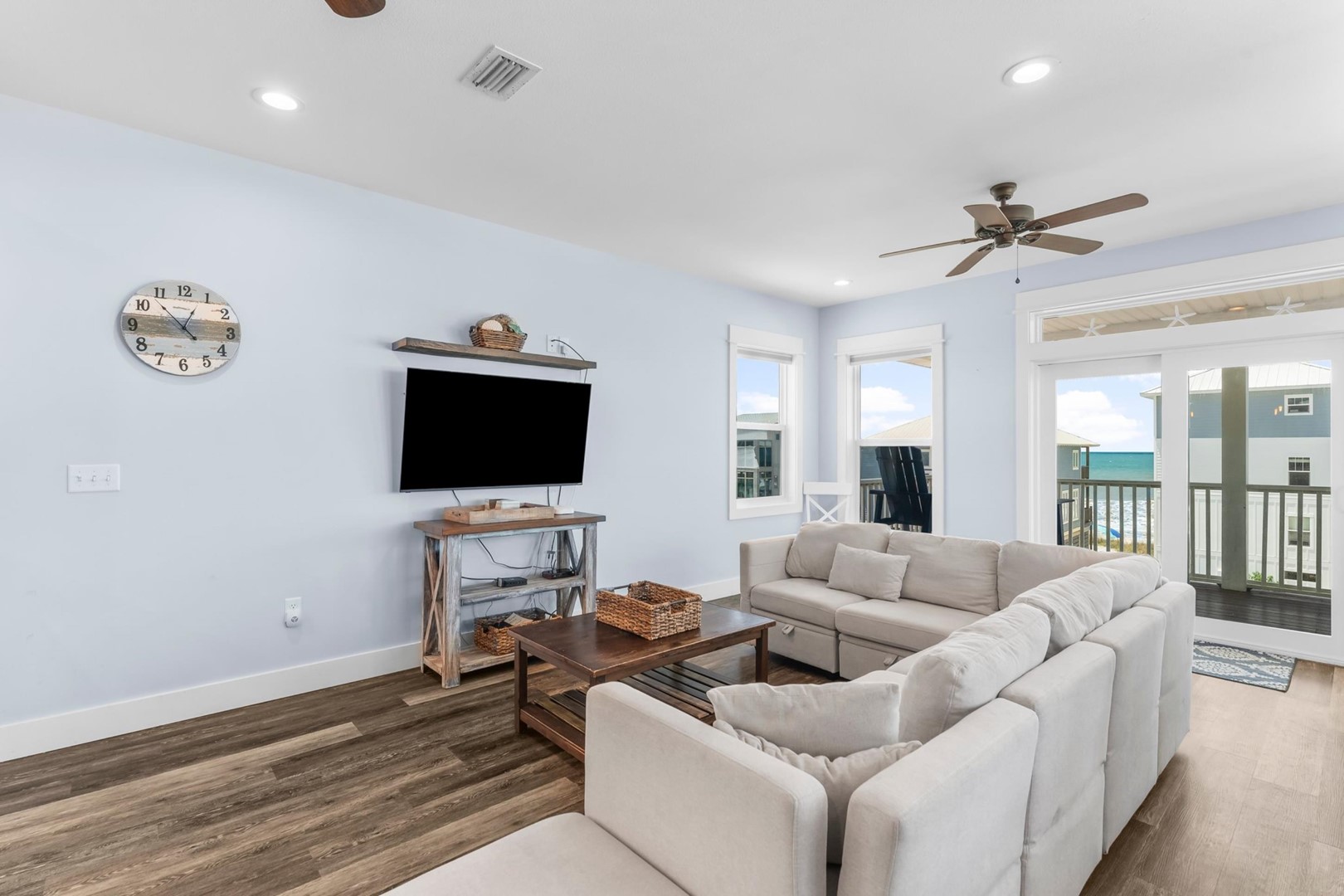 Beach House - Beach Hop 8