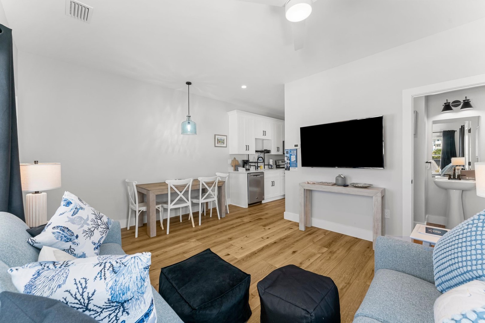 Cape Cottages - Sea Turtle and Heron 8