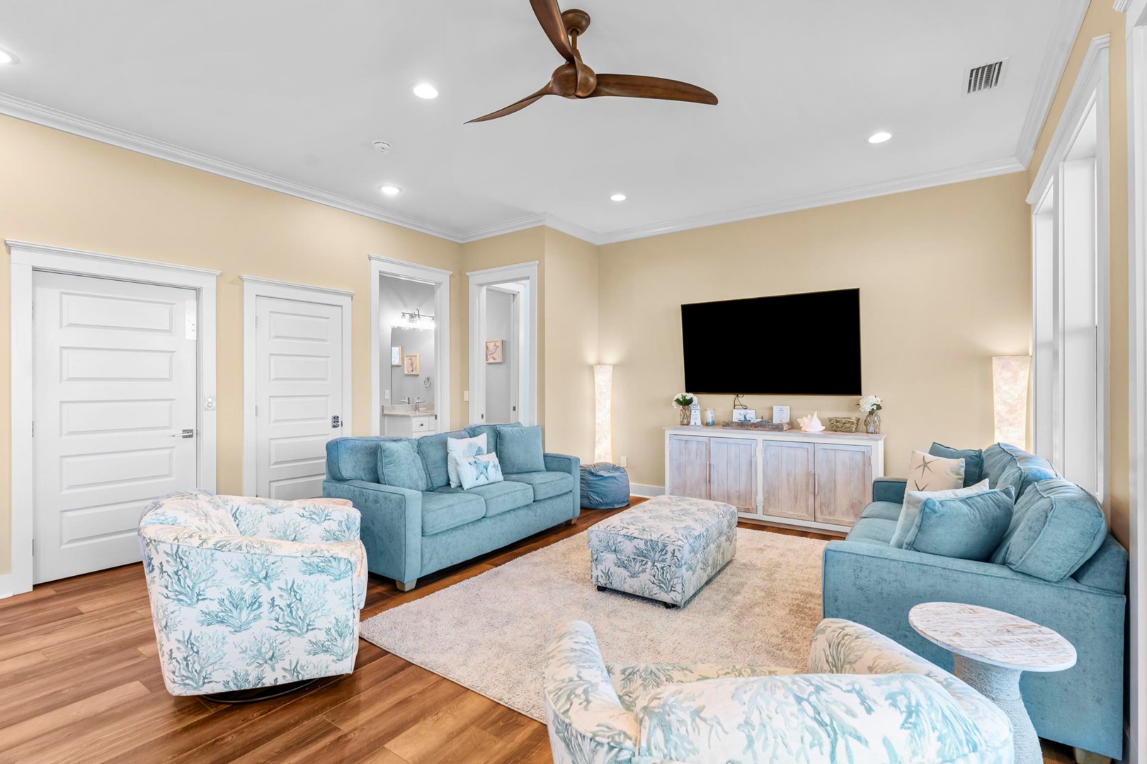 Beach House - Deepwater Dream 8