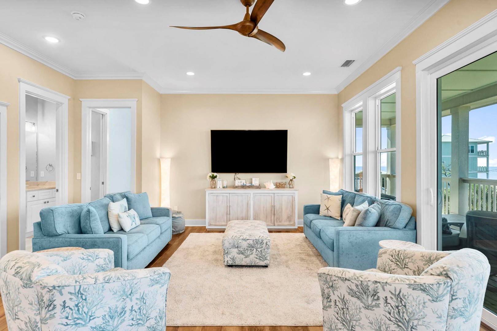 Beach House - Deepwater Dream 7