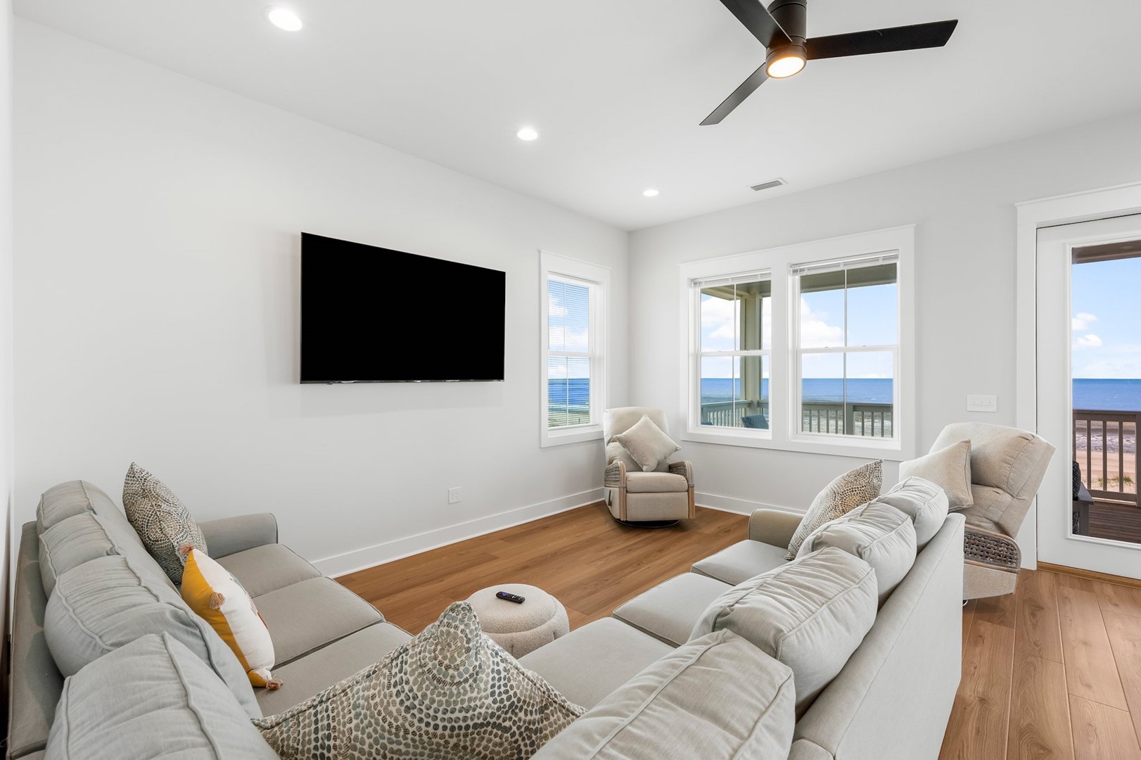 Beach House - Sand Castle Hideaway 8