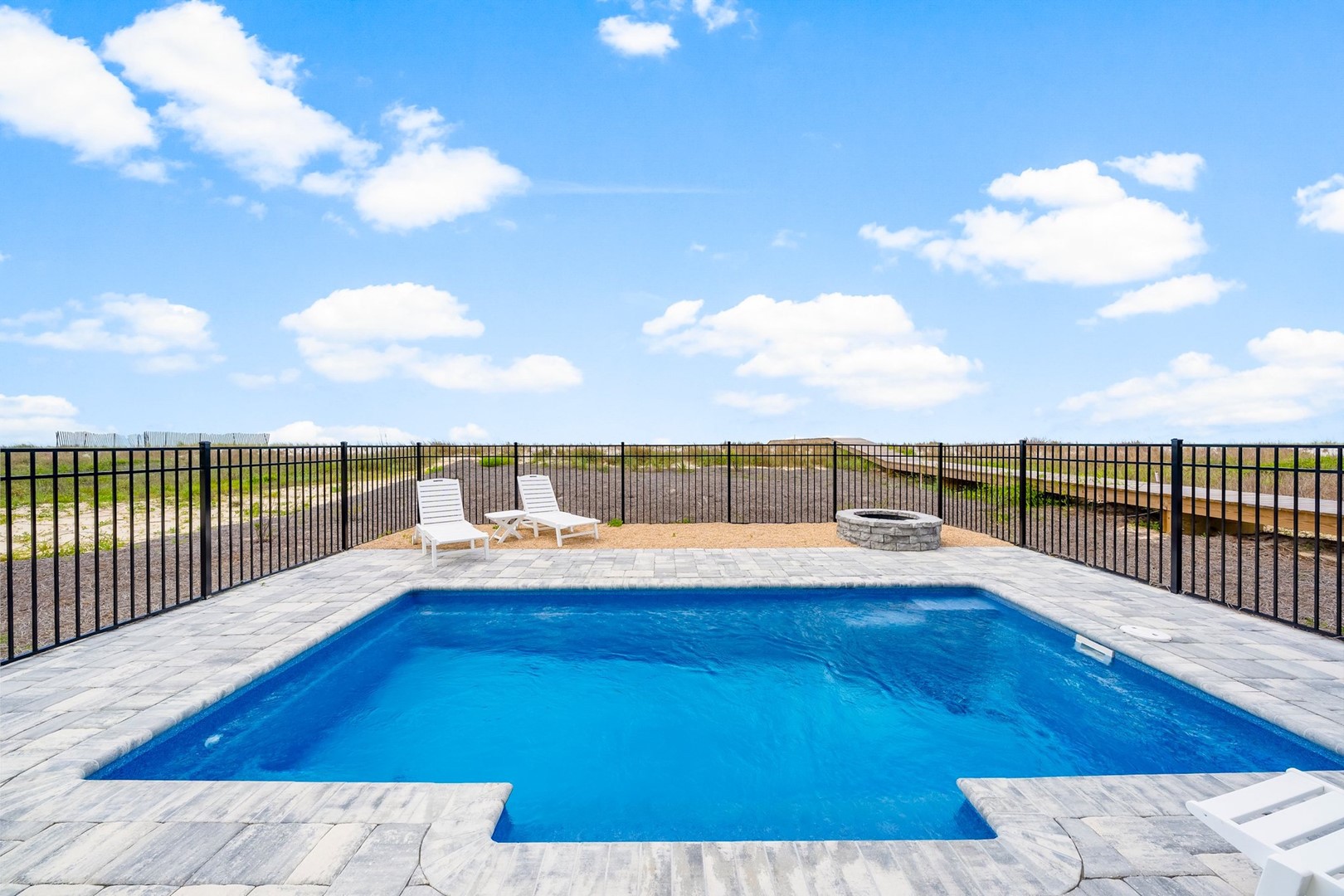 Beach House - Sand Castle Hideaway 2