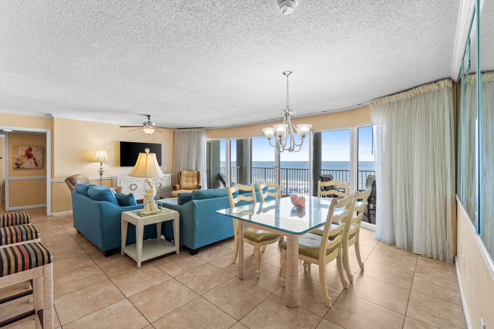 Living and Dining Area