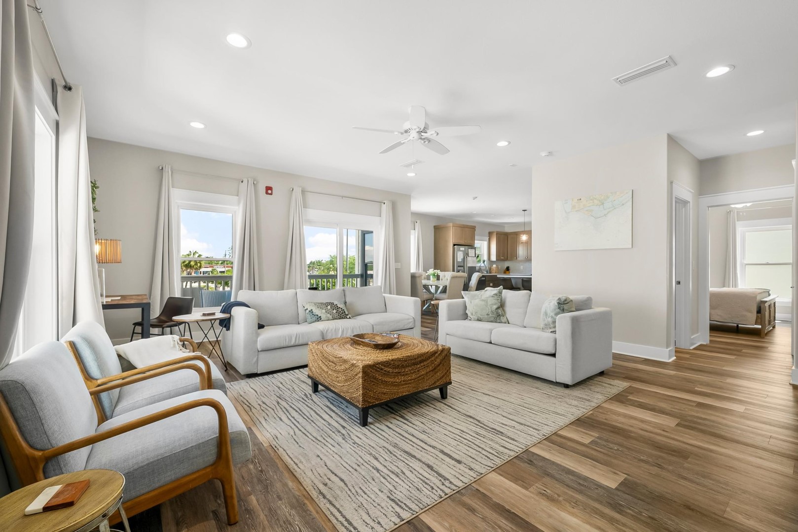 Beach House - Marina View 8