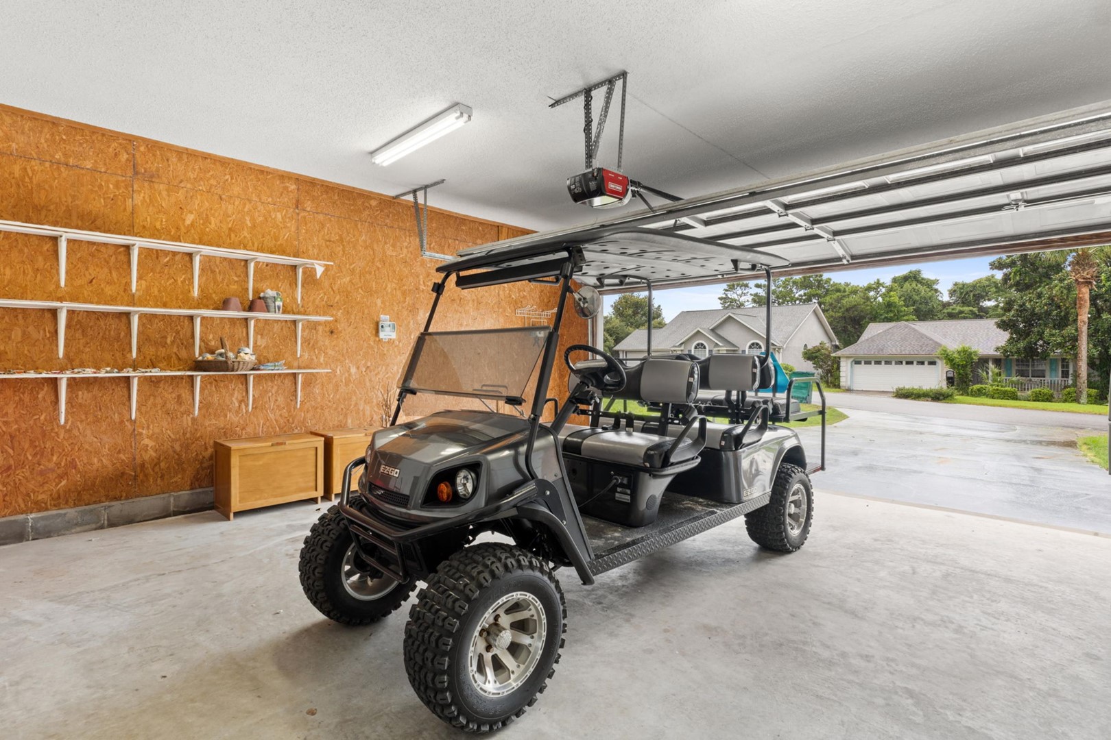 6 Seater Golf Cart Included with Your Rental!