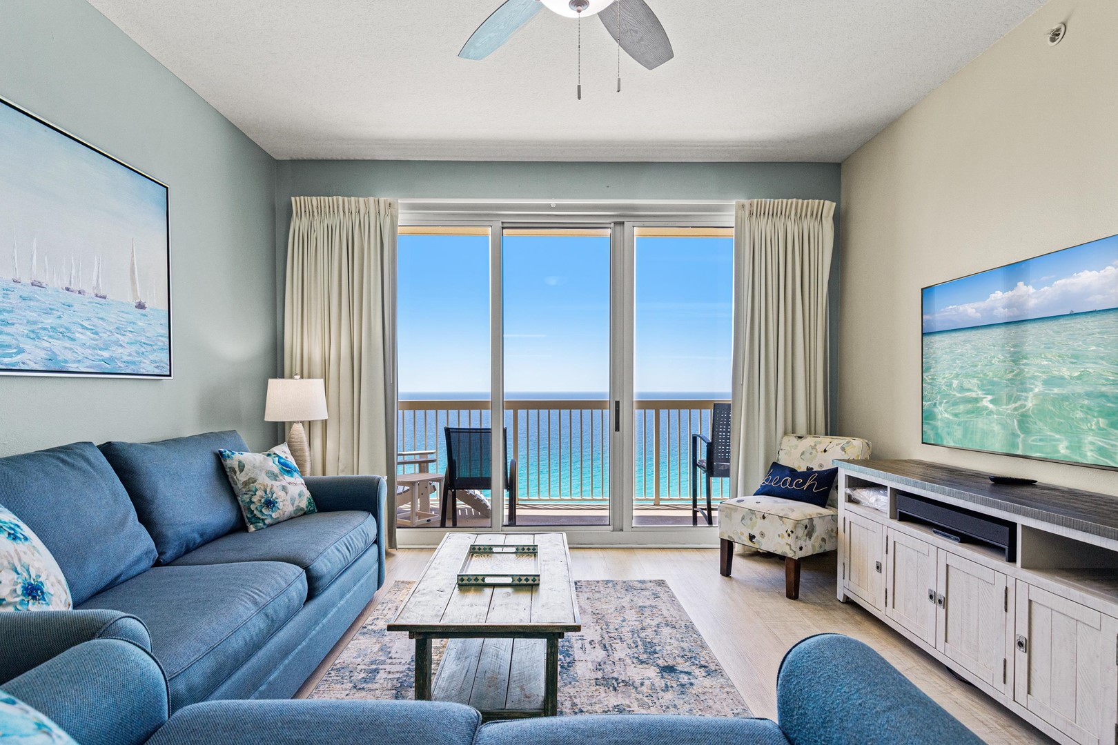 Calypso Resort 1908E Photo