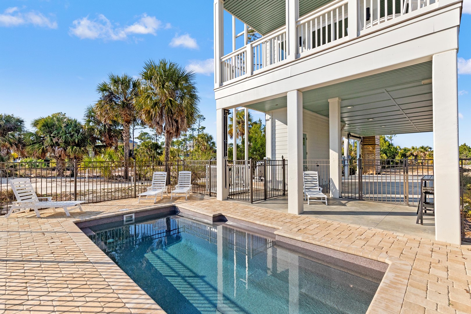 Beach House - Bella View 2