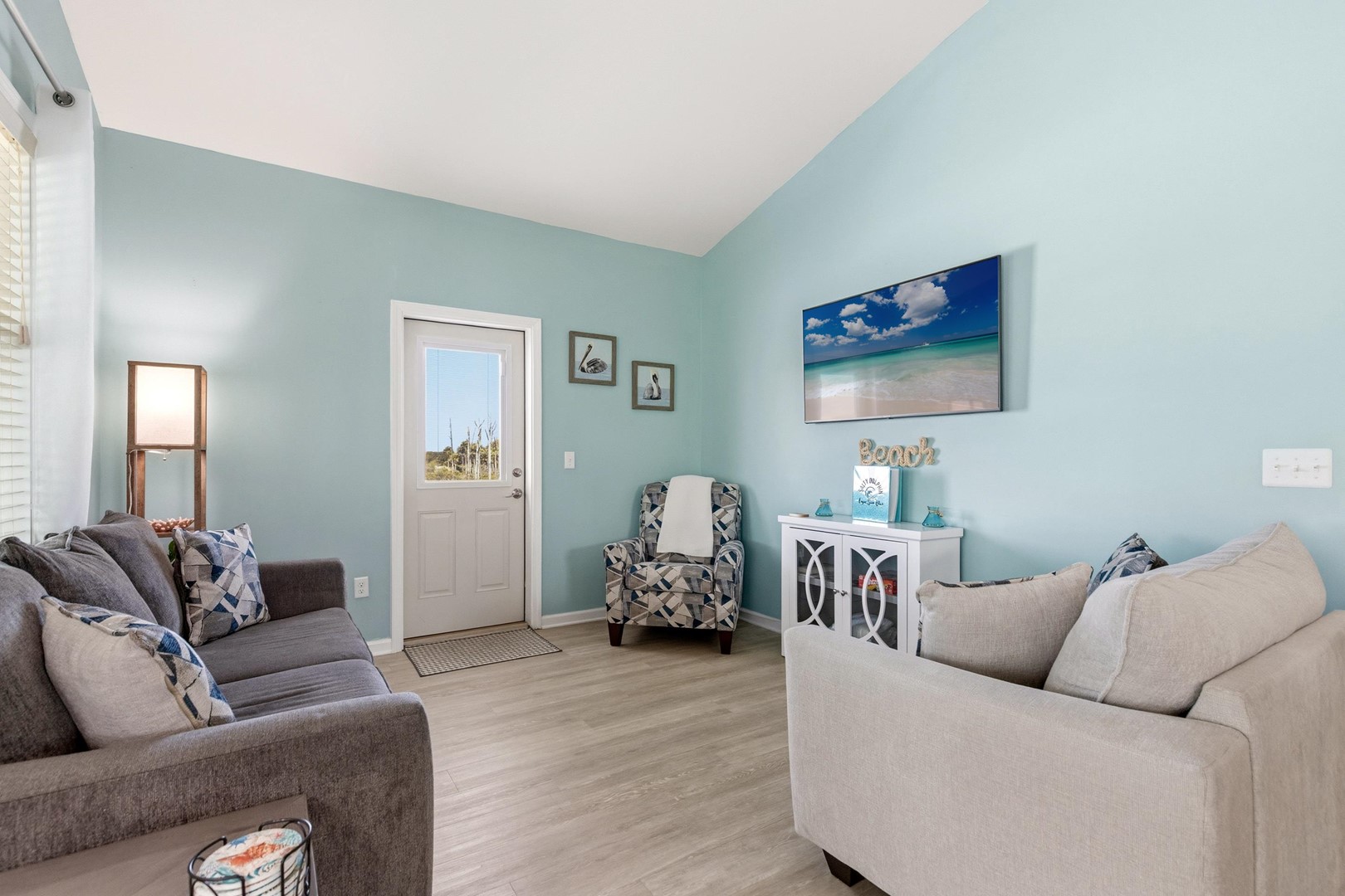 Beach House - Salty Dolphin 6