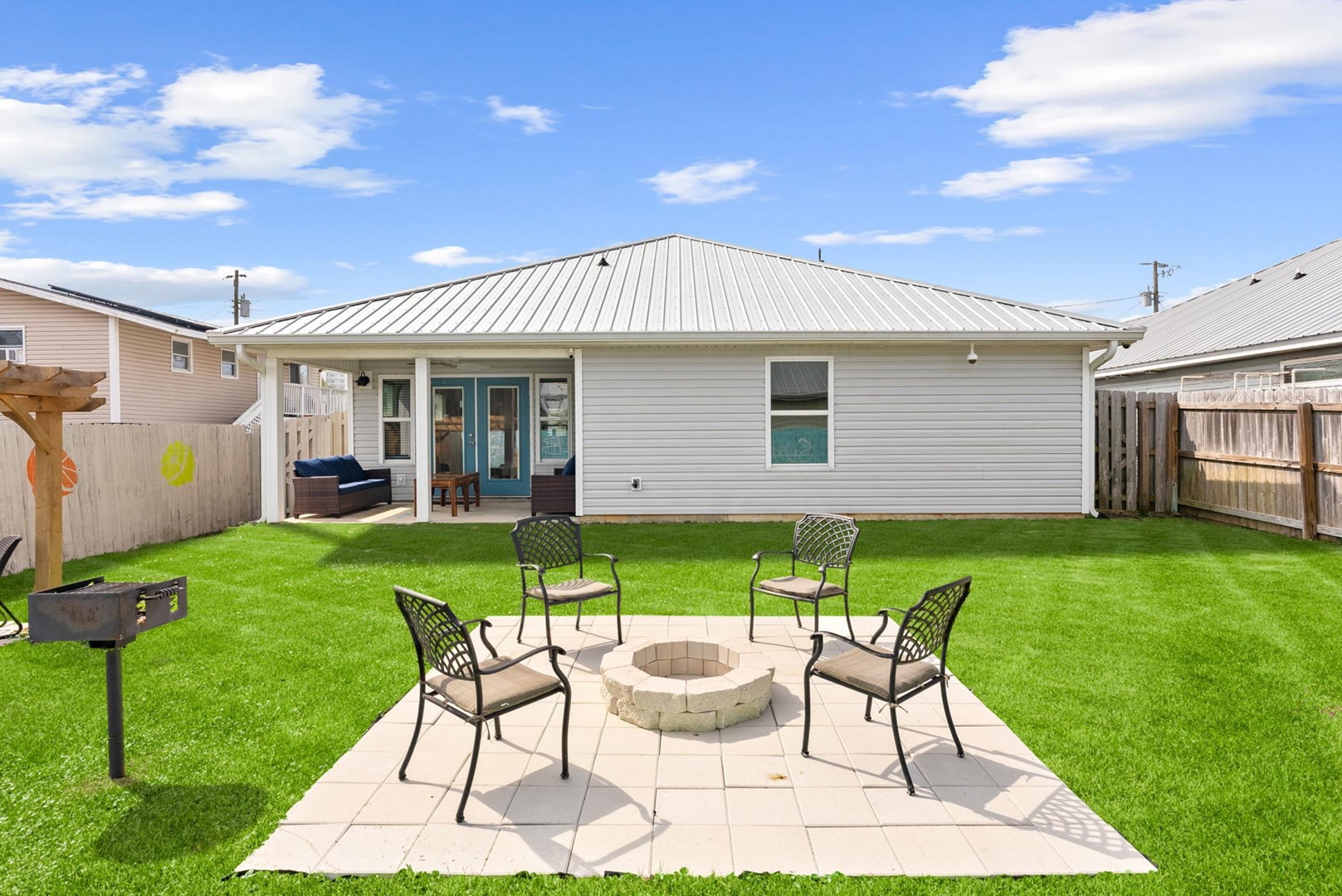 Beach House - Sunset by the Sea 4