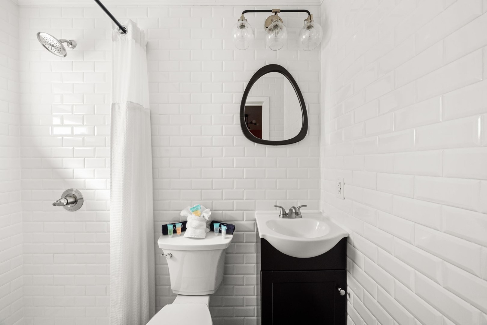 The Pink Flamingo - Georgia Peachy 8