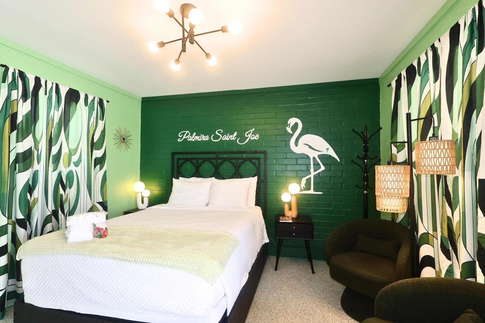 The Pink Flamingo - Palmira Saint Joe 2